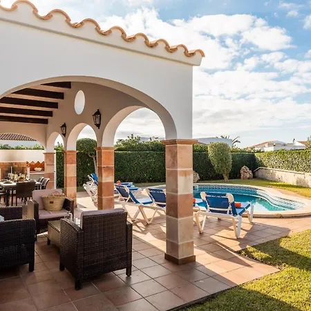 Menorca Fucsia By Mauter Cala'N Bosch (Menorca)