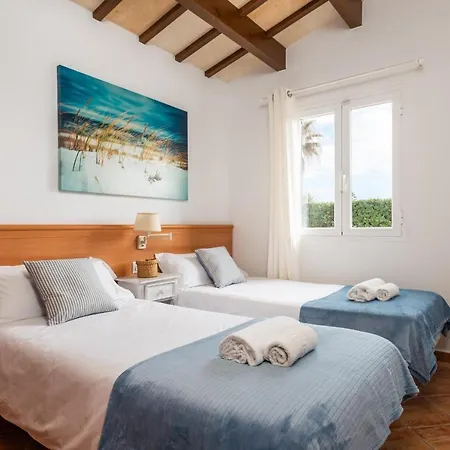 Villa Menorca Fucsia By Mauter