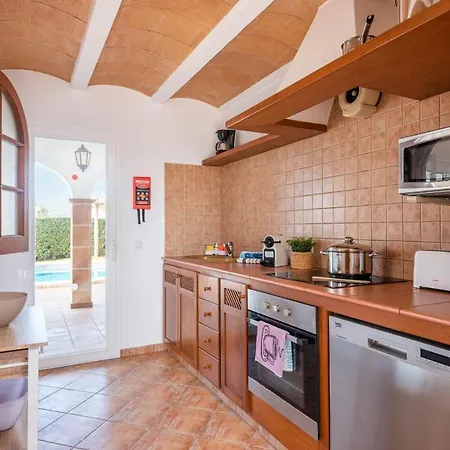 Villa Menorca Fucsia By Mauter *
