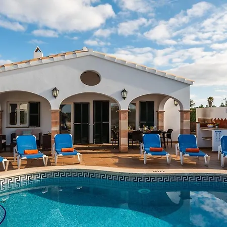 Villa Menorca Fucsia By Mauter